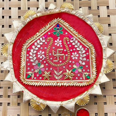 Stunning design crafted Rakhi Thali