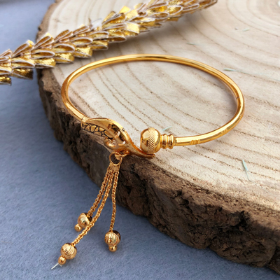 classic Highfie golden bracelet Rakhi for womens