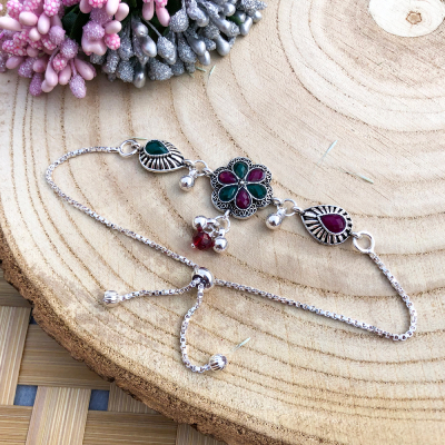 gorgeous flower design women's bracelet Rakhi