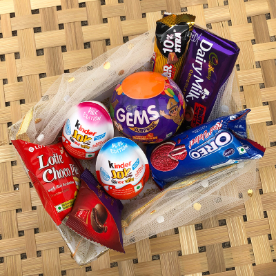 A surprising chocolate gift hamper for Raksha-Bandhan 